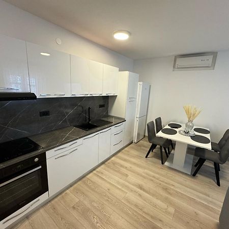 Apartman Iko Makarska Eksteriør bilde